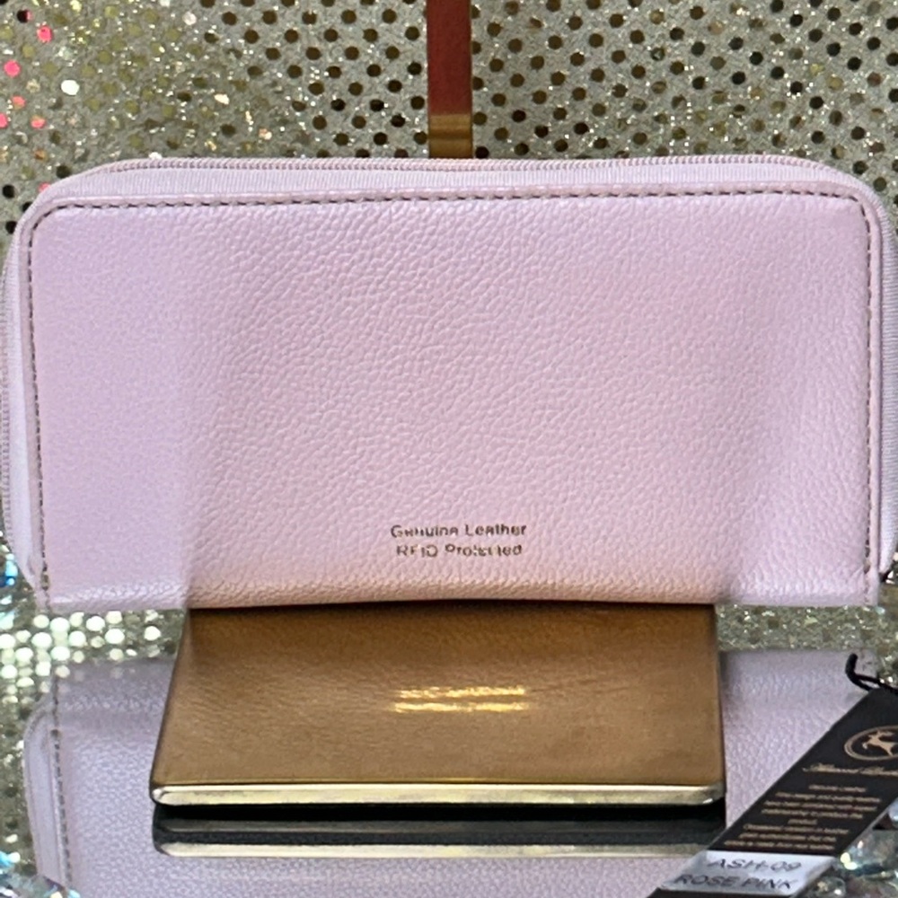 Atwood Leather Blush Pink Zip-Around Wallet w/Deer Logo Approx. 7.5 x 4 - Picture 3 of 17